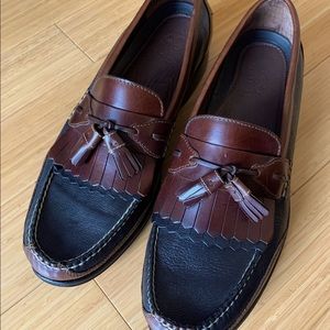 Tassel loafers barely worn 14N. Leather upper and soles.